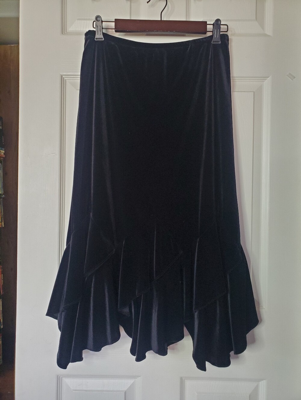 Sandra Darren Black Velvet Handkerchief Hem Goth Witchy Fairy Pull-on‎ Size 6
